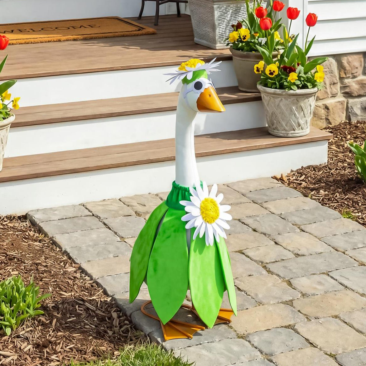 Porch Goose Outfit, Daisy